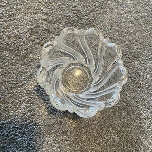 Mikasa Crystal Swirl Glass Bowl